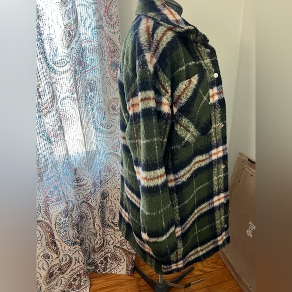 Abercrombie & Fitch Plaid Jacket - Picture 4 of 8